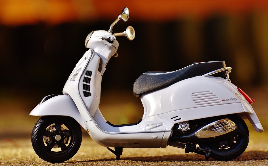 How to Restore and Maintain Your Vespa Motorscooter Manuals Australia